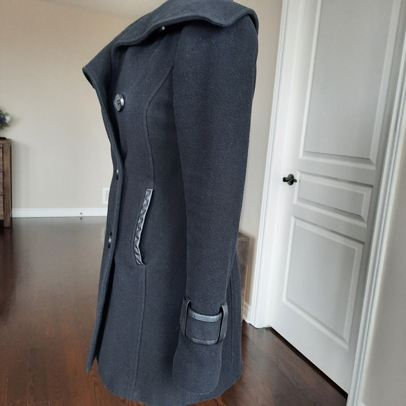 Mackage Black Wool Coat Leather Trim Detail Size XS - Picture 4 of 11